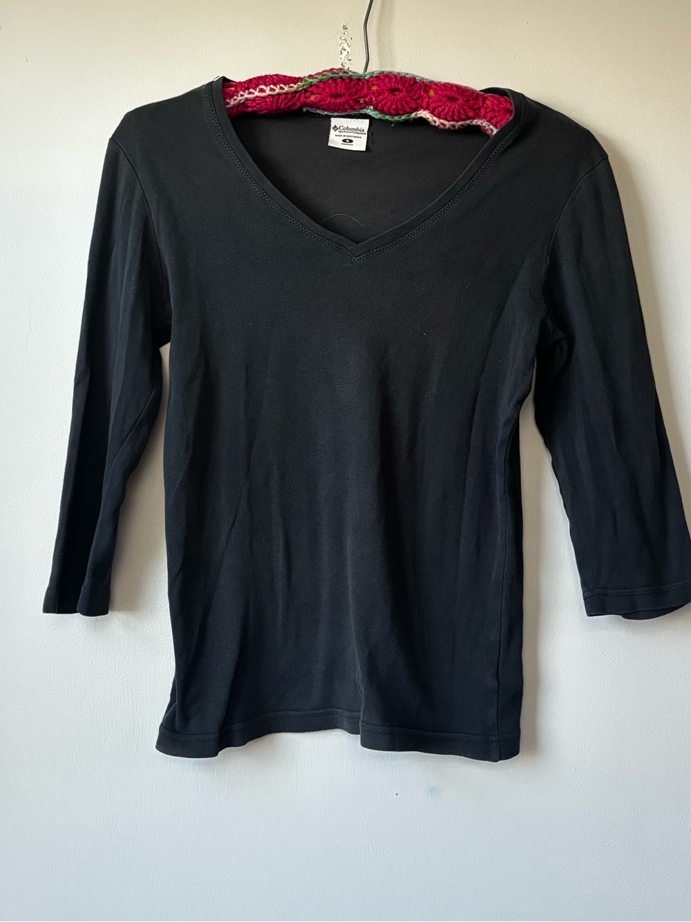 Columbia Black V-Neck Long Sleeve Tee